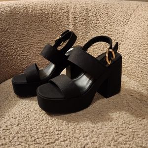 Steve madden platform heeled sandal